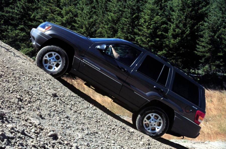  Jeep Grand Cherokee 1999 года  (фото 9 из 80)